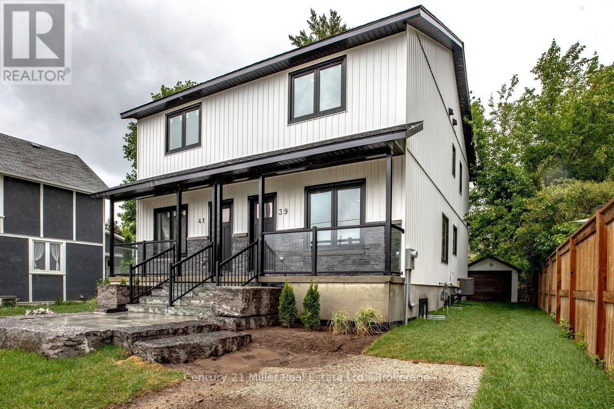 39 VICTORIA STREET, Halton Hills, Ontario