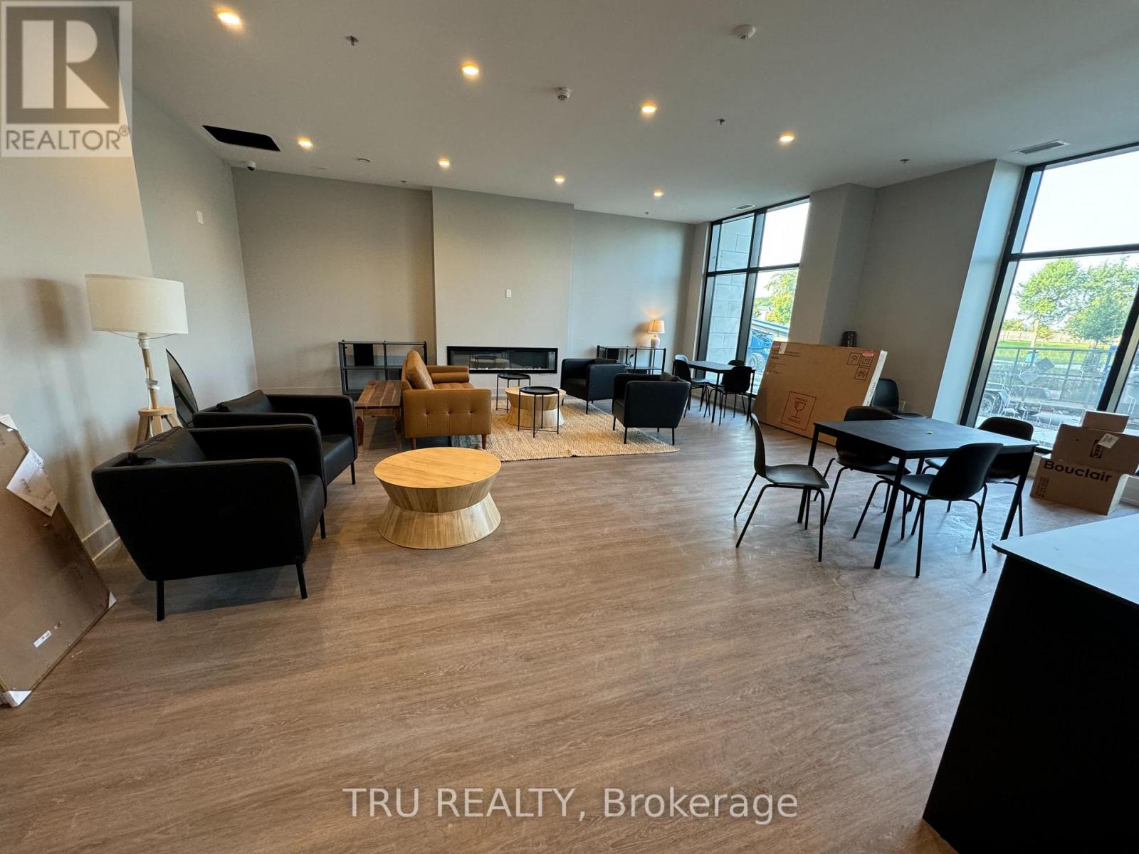 417 - 397 Codd's Road, Ottawa, Ontario  K2K 5C7 - Photo 3 - X13507690