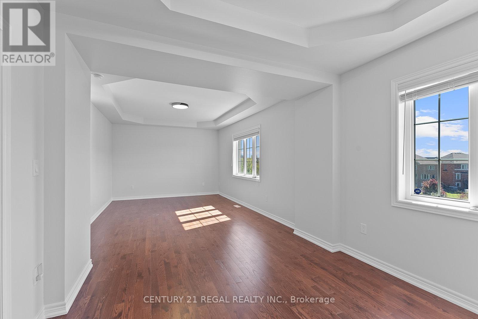 145 Roy Harper Avenue, Aurora, Ontario  L4G 7C4 - Photo 14 - N13507096