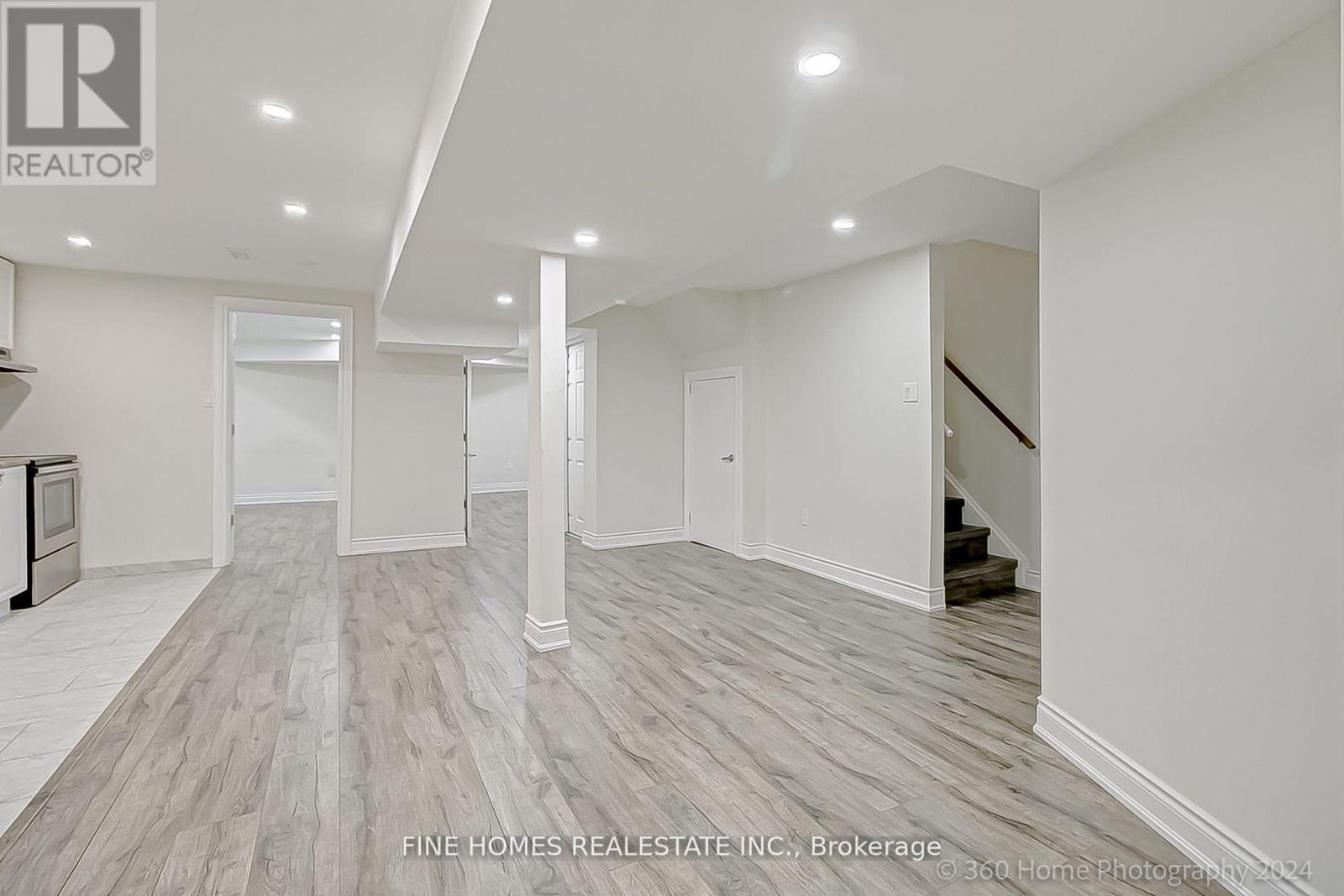 Lower - 132 Purcell Crescent, Vaughan, Ontario L6A 3C7 - Photo 4 - N13507220