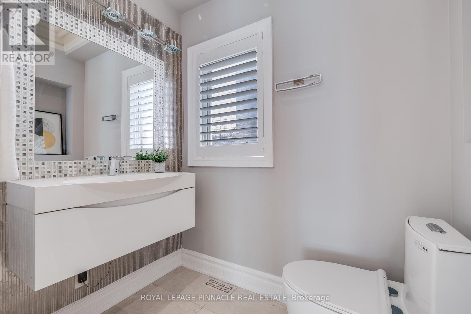 98 Ner Israel Drive, Vaughan, Ontario  L4J 9L1 - Photo 16 - N13507330