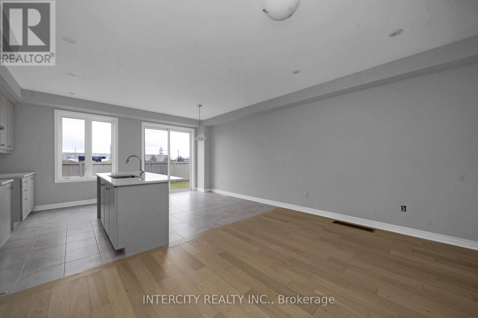 162 Mumbai Drive, Markham, Ontario  L3S 3K5 - Photo 7 - N13507332