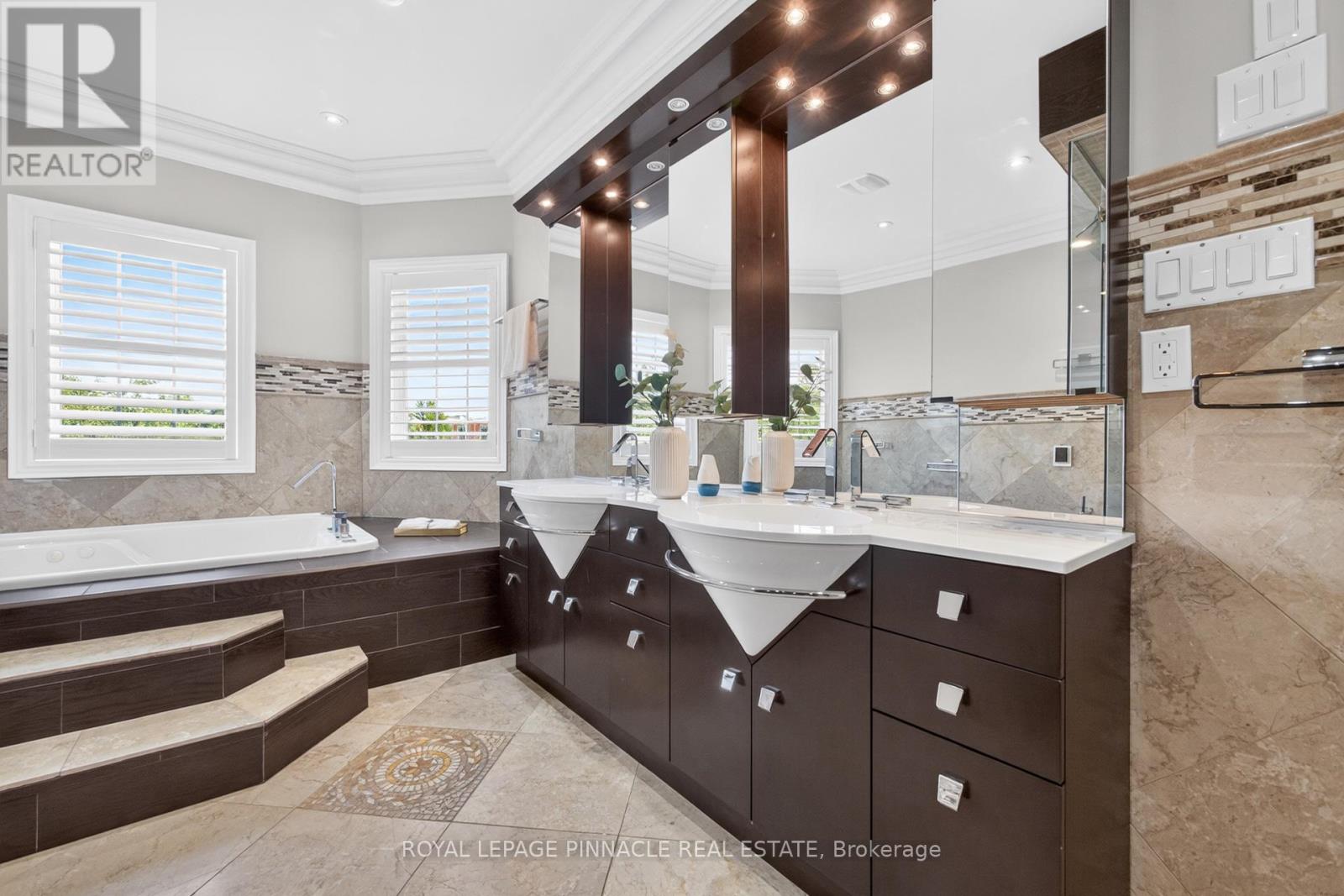 98 Ner Israel Drive, Vaughan, Ontario  L4J 9L1 - Photo 24 - N13507330