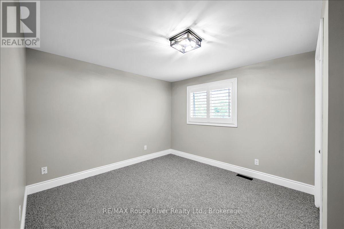 1441 Wecker Drive, Oshawa, Ontario  L1J 6N1 - Photo 18 - E13506932