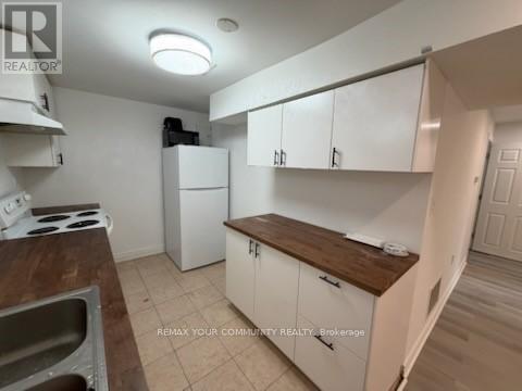 #1 Basement - 34 Main Street S, Newmarket, Ontario  L3Y 3Y4 - Photo 8 - N13507412