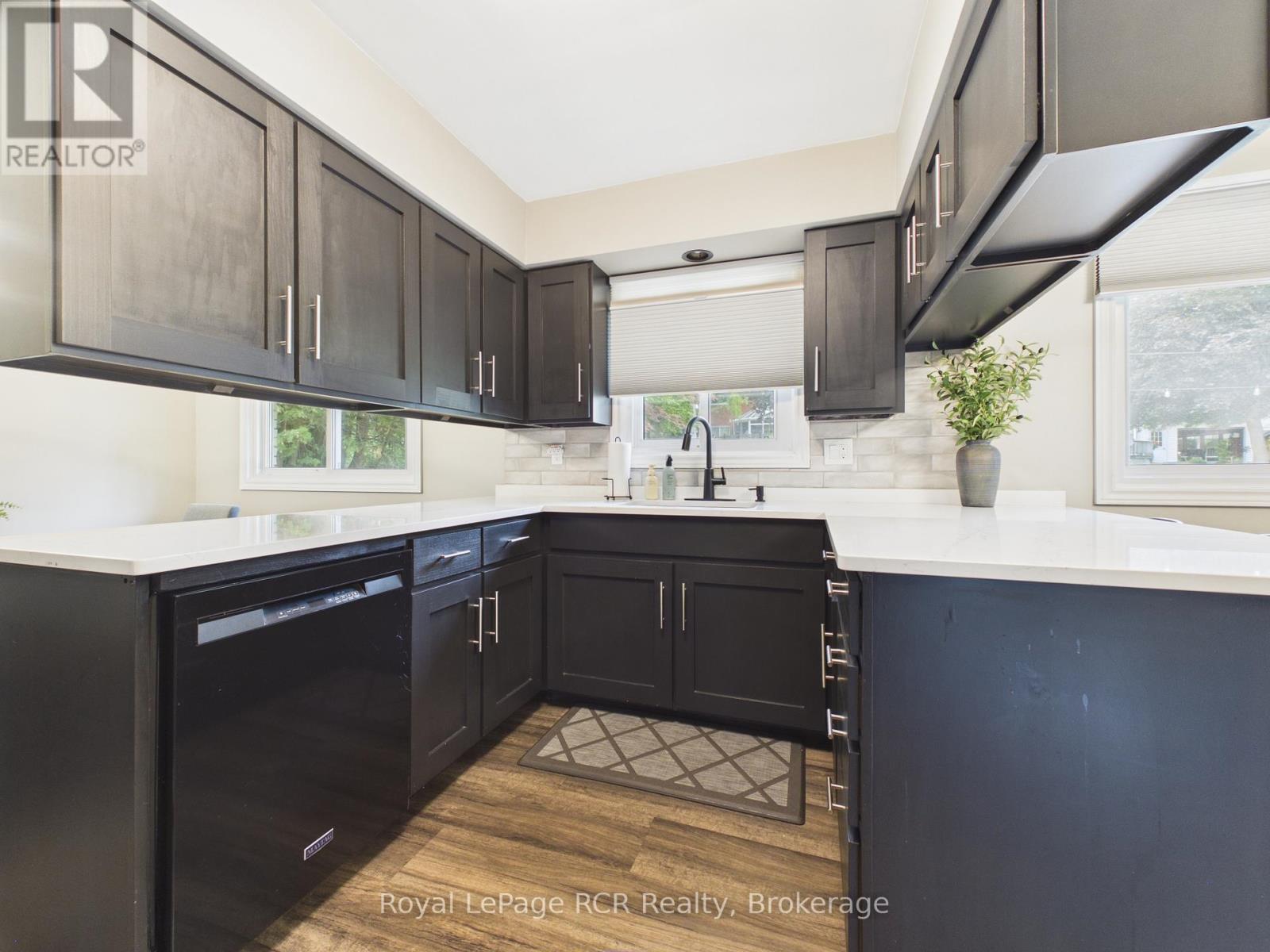 328 Summit Drive, North Huron, Ontario  N0G 2W0 - Photo 12 - X13506668