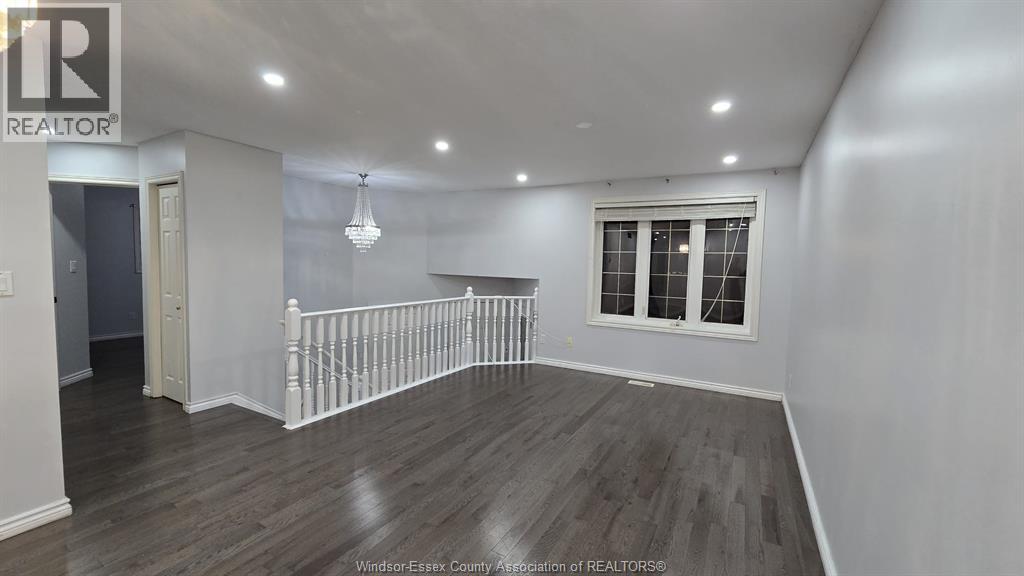 1059 Silverdale Drive Unit# Main, Windsor, Ontario  N9G 2S1 - Photo 3 - 26015719