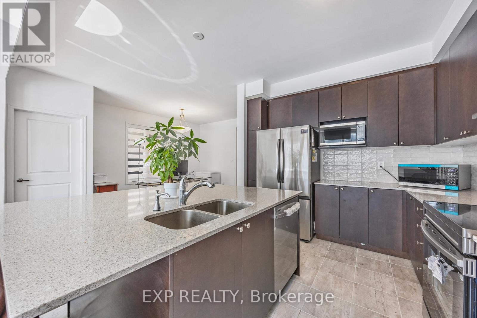 53 Mcbride Trail, Barrie, Ontario  L9J 0Y8 - Photo 10 - S13506878