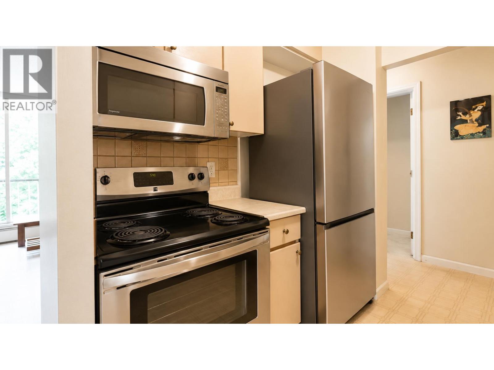 Listing image 11