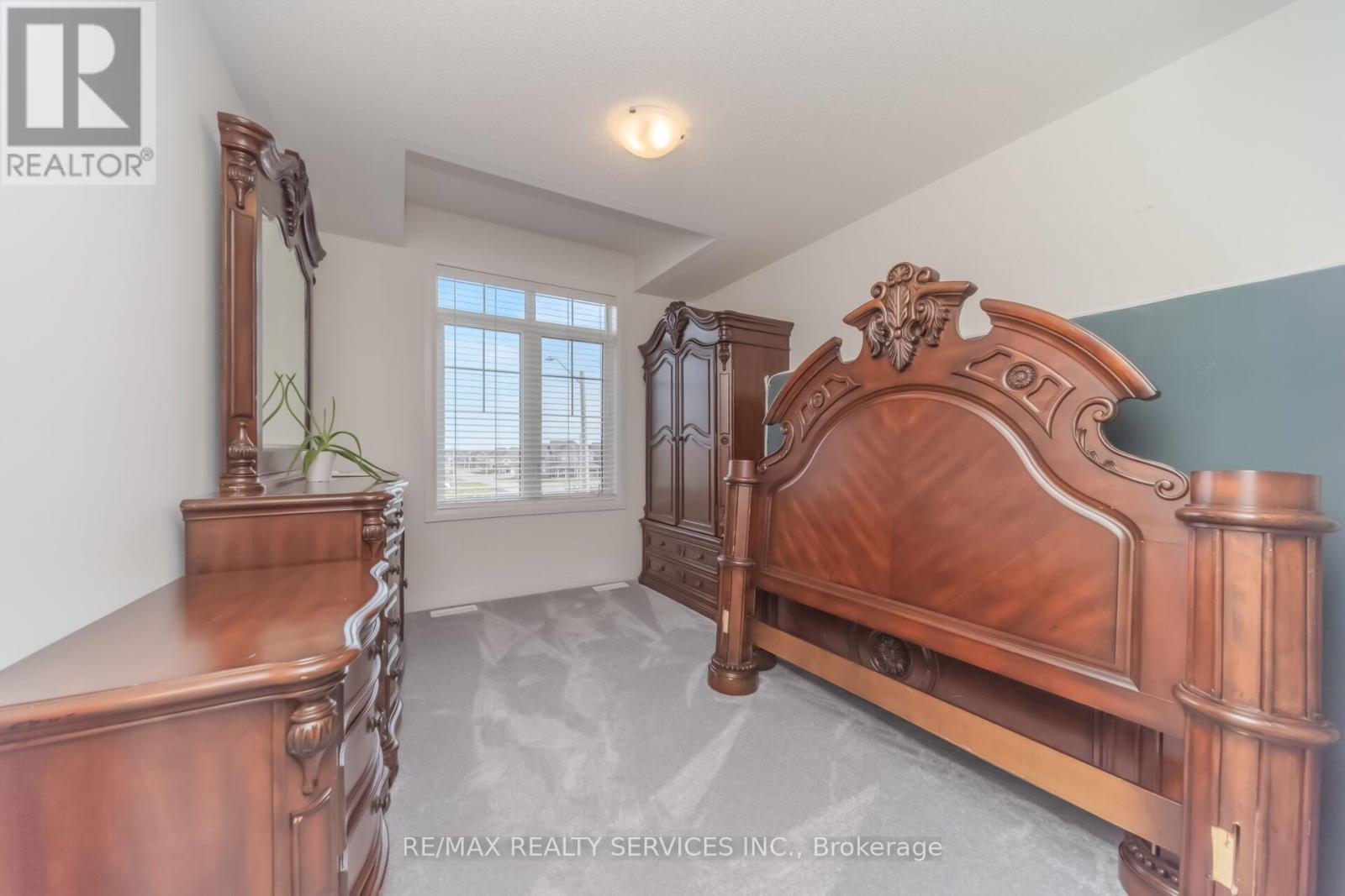 69 Kirkwood Way, Barrie, Ontario  L9J 0K7 - Photo 34 - S13507402
