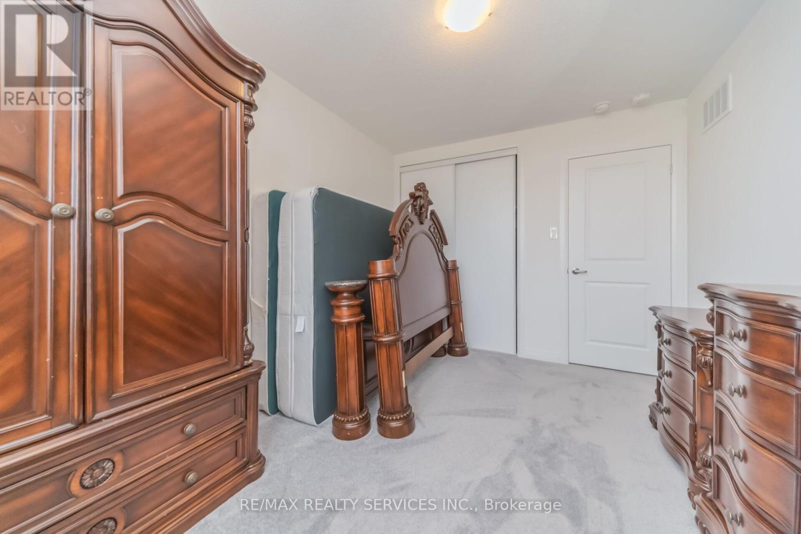 69 Kirkwood Way, Barrie, Ontario  L9J 0K7 - Photo 35 - S13507402