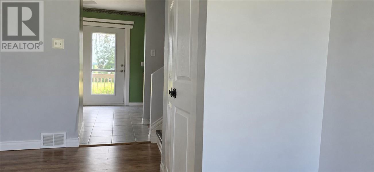 190 Belisle, West Nipissing, Ontario  P2B 3B9 - Photo 2 - 2128823