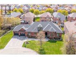 15 BIMMER PLACE, Brampton, Ontario
