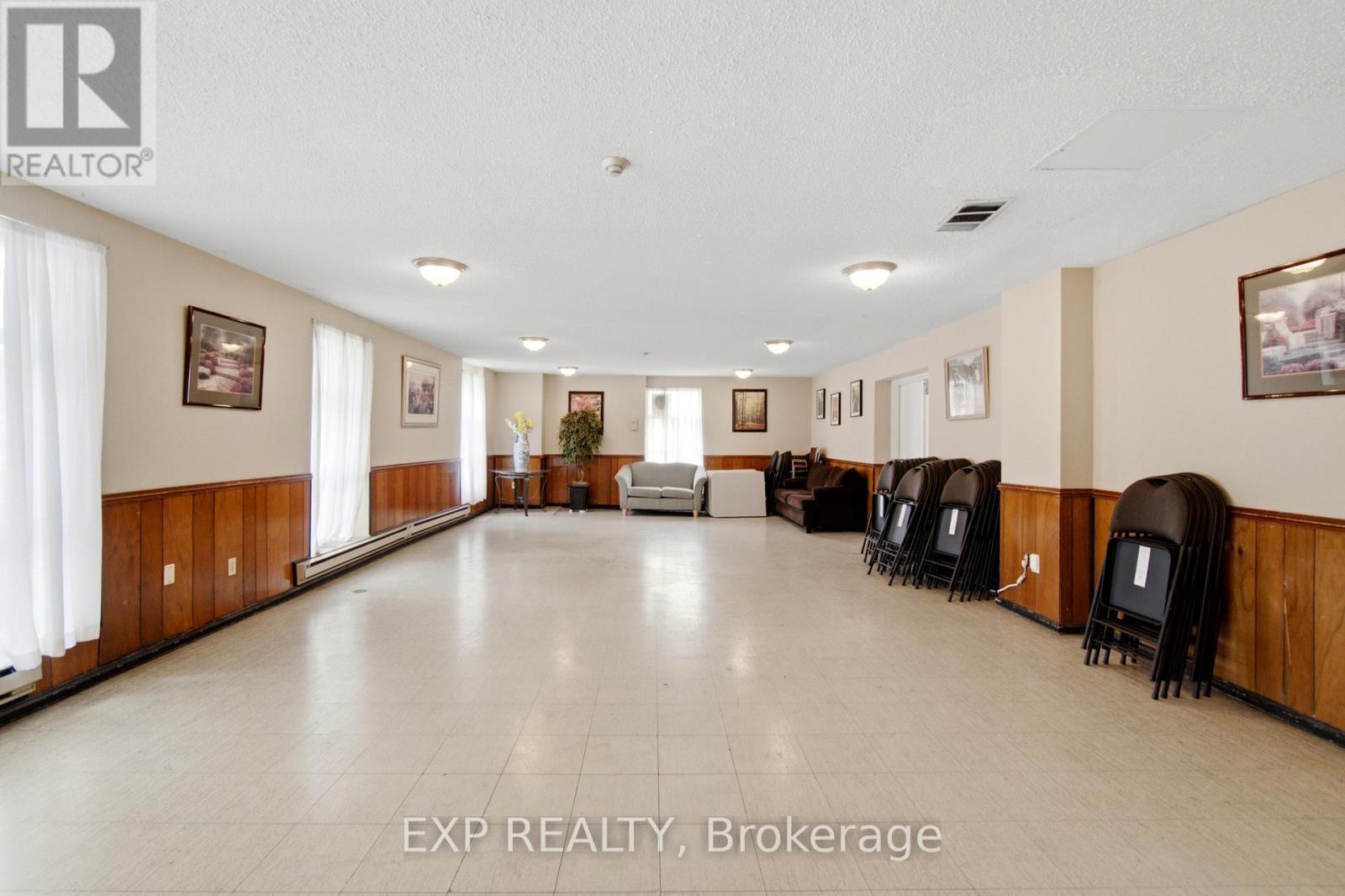 201 - 3025 Queen Frederica Drive, Mississauga, Ontario  L4Y 3A1 - Photo 36 - W13504976