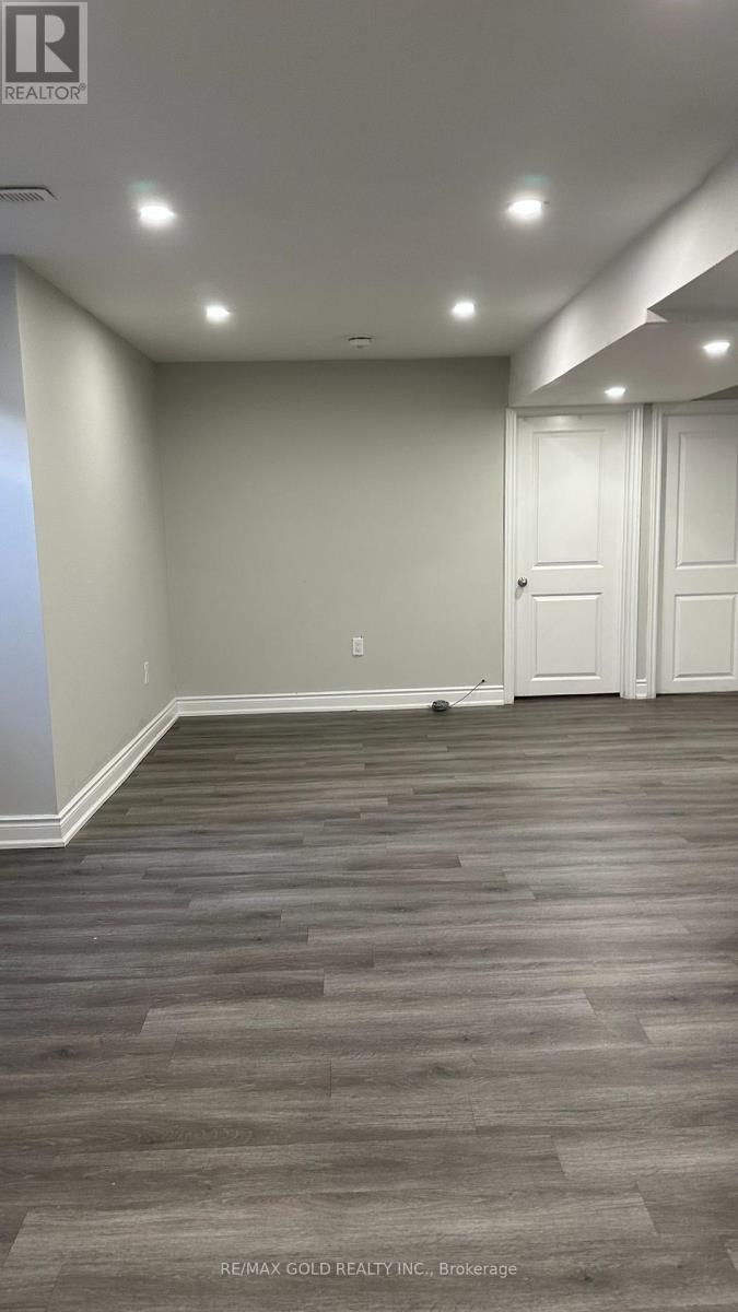 Unit 2 Bsmt - 24 Wardsville Drive, Brampton, Ontario  L6Y 0T7 - Photo 21 - W13506610