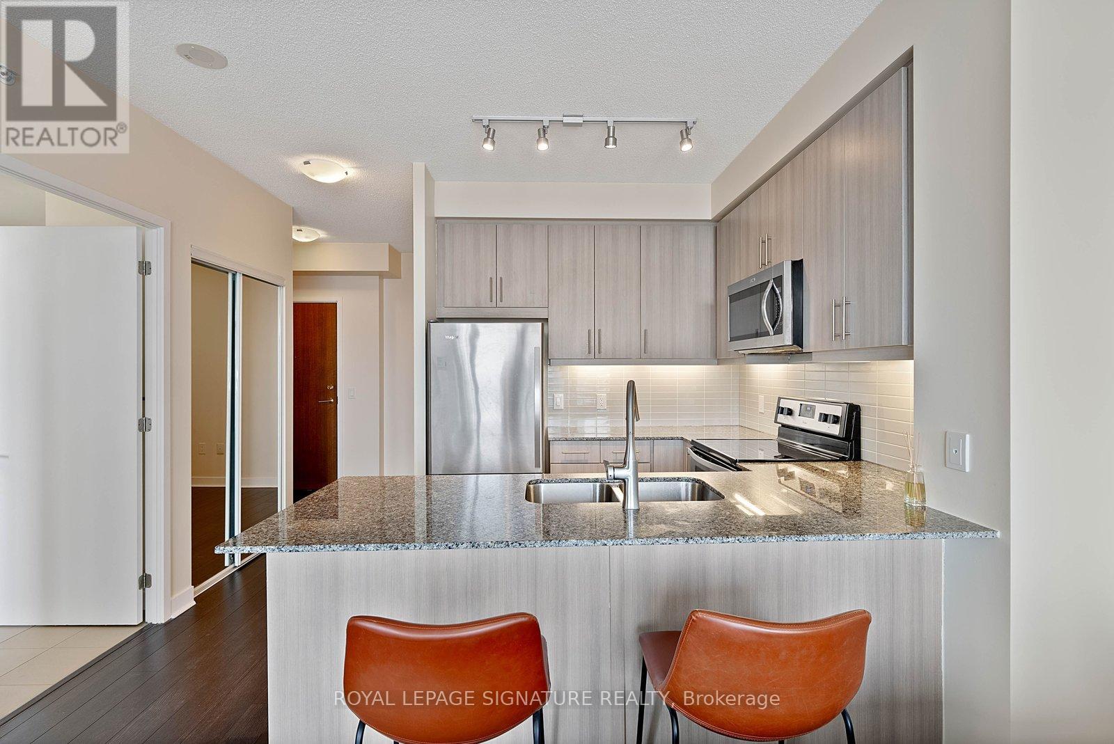 3301 - 3975 Grand Park Drive, Mississauga, Ontario  L5B 4M6 - Photo 13 - W13506614