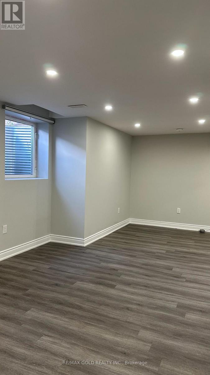 Unit 2 Bsmt - 24 Wardsville Drive, Brampton, Ontario  L6Y 0T7 - Photo 6 - W13506610