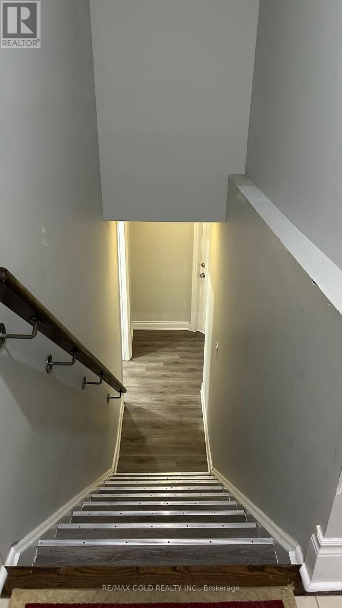 Unit 2 Bsmt - 24 Wardsville Drive, Brampton, Ontario  L6Y 0T7 - Photo 8 - W13506610