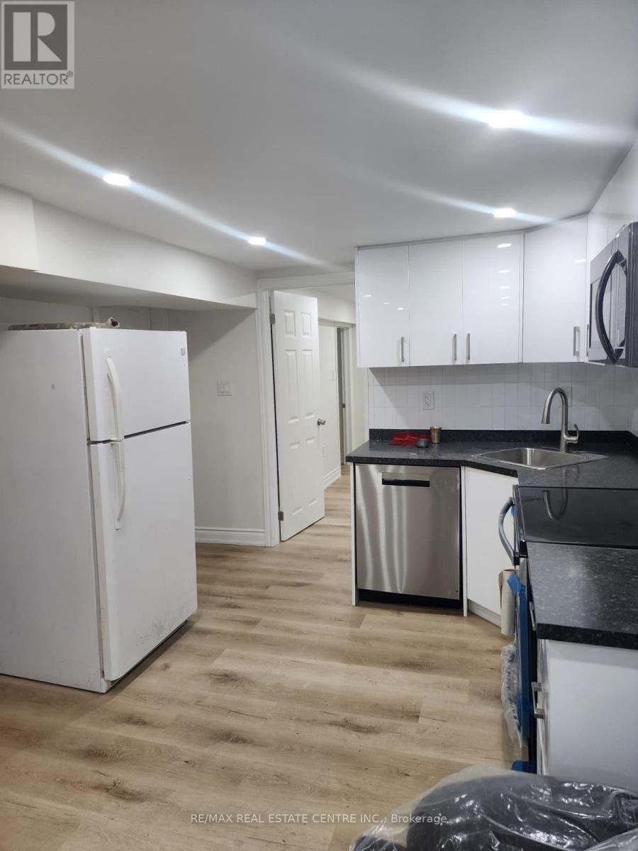 Basemnet - 2361 Barclay Road, Burlington, Ontario  L7R 2B7 - Photo 8 - W13506758