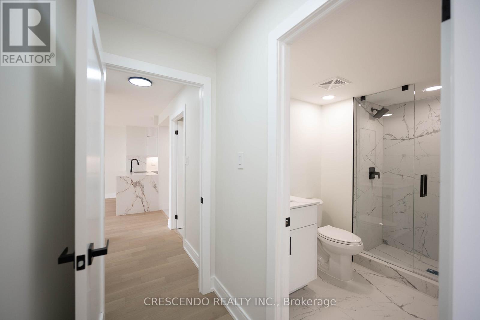 1006 - 50 Eglinton Avenue W, Mississauga, Ontario  L5R 3P5 - Photo 12 - W13507062