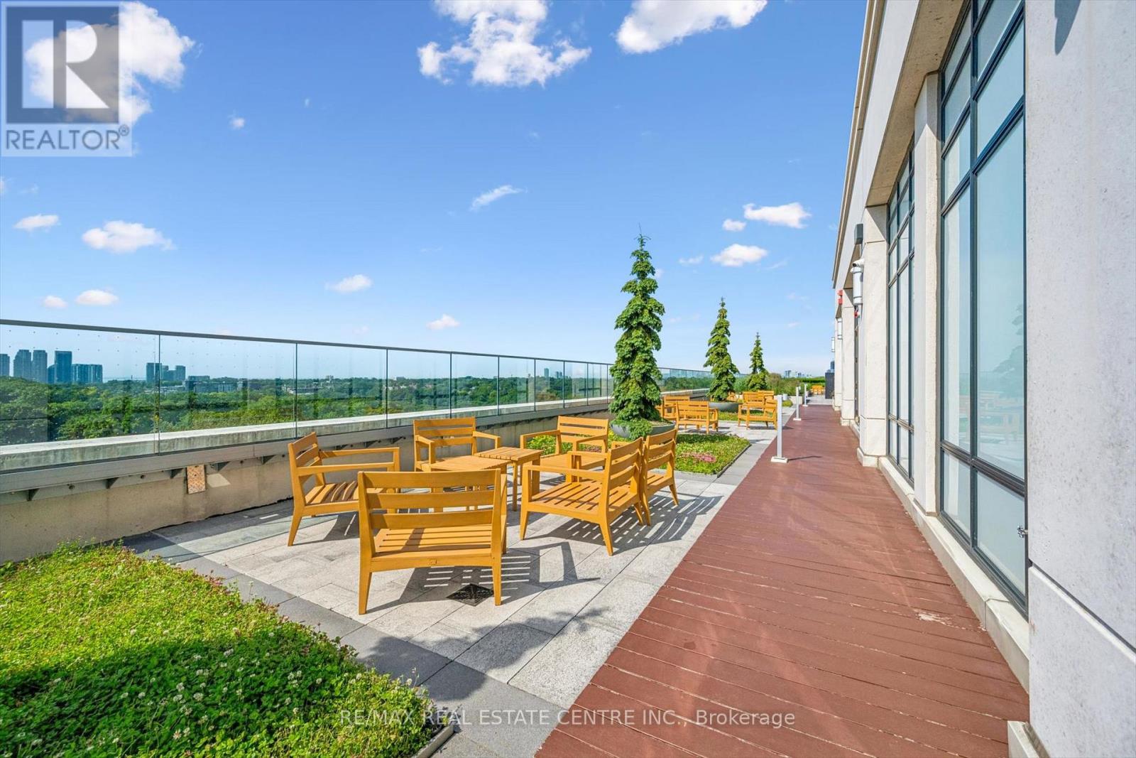 524 - 2 Old Mill Drive, Toronto, Ontario M6S 0A2 - Photo 30 - W13507132