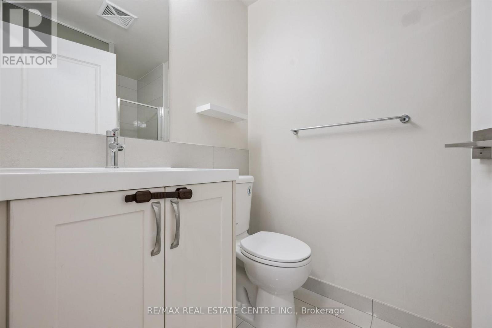 524 - 2 Old Mill Drive, Toronto, Ontario M6S 0A2 - Photo 10 - W13507132