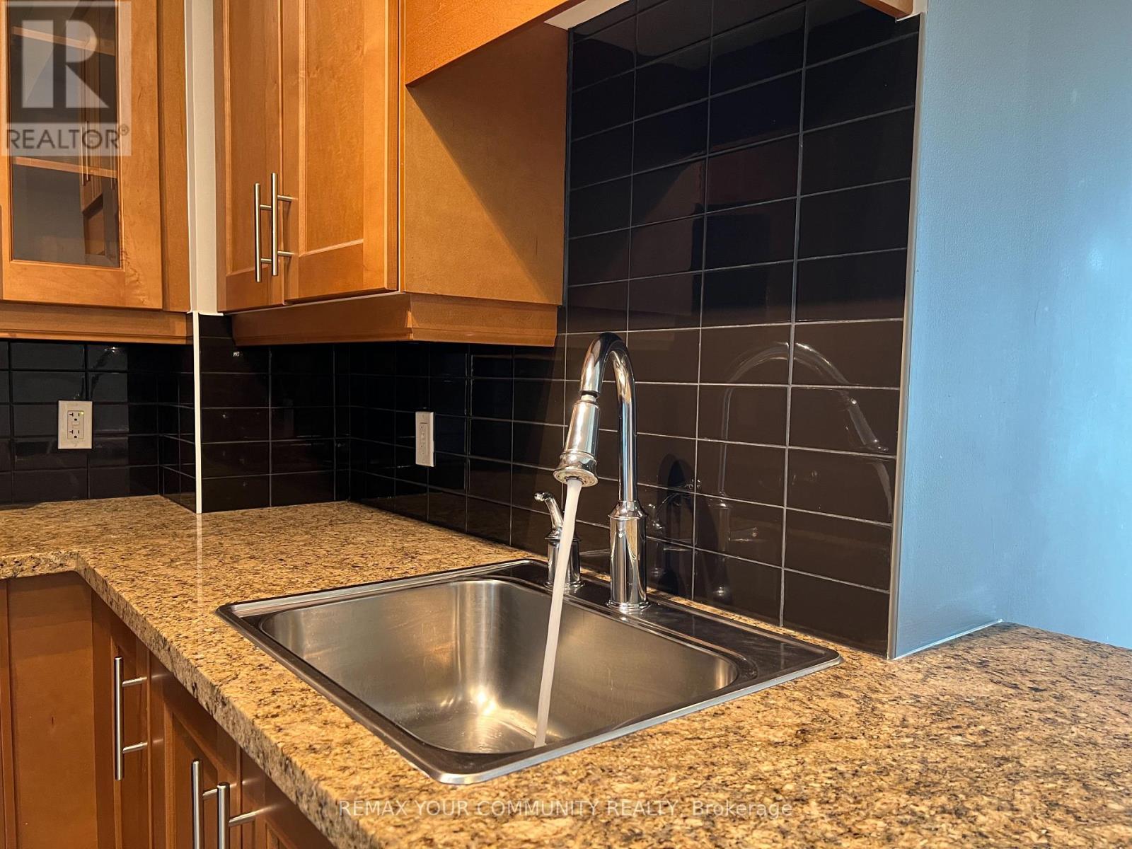 1409 - 1900 Lake Shore Boulevard W, Toronto, Ontario  M6S 1A4 - Photo 16 - W13507168