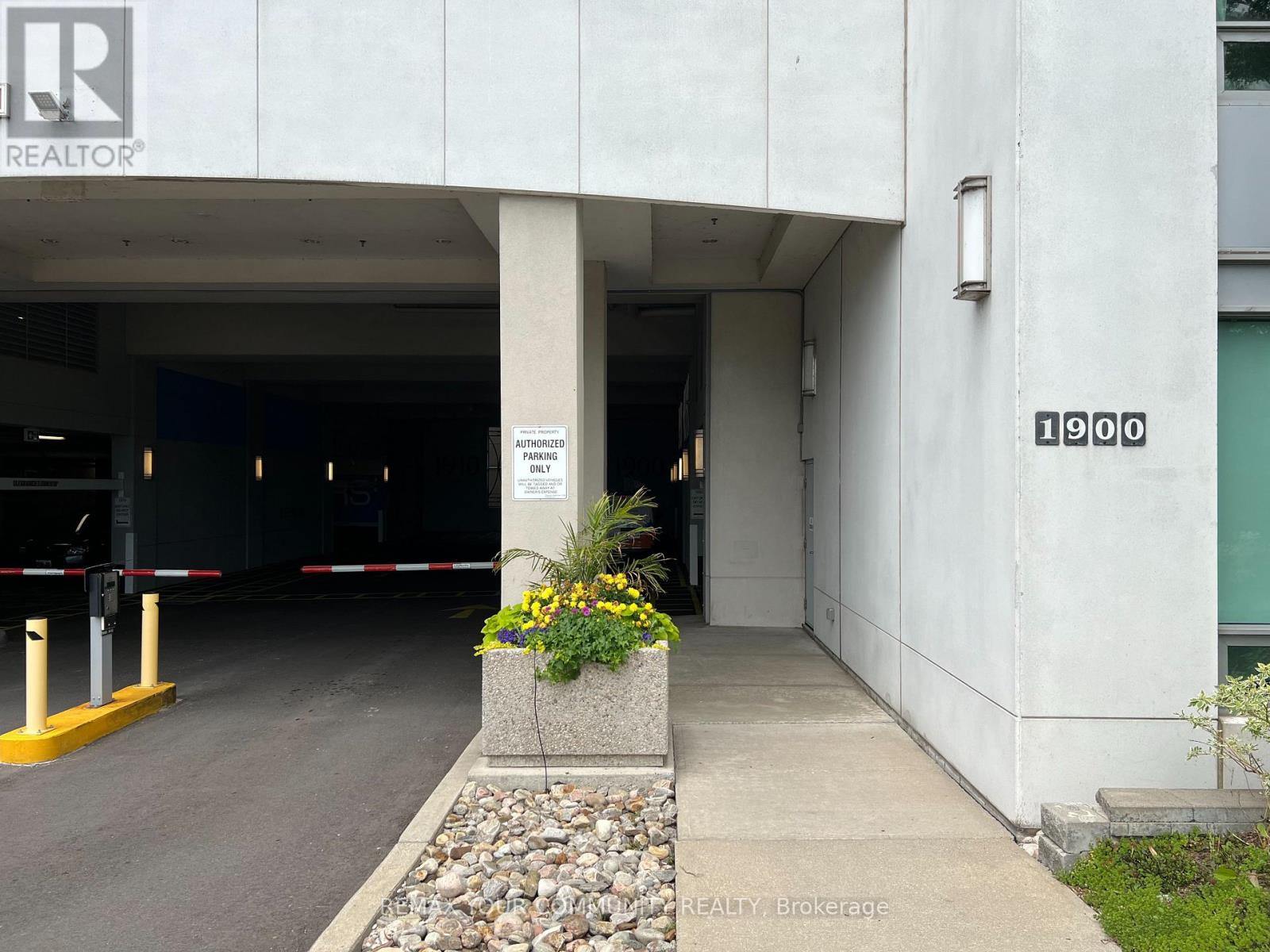 1409 - 1900 Lake Shore Boulevard W, Toronto, Ontario  M6S 1A4 - Photo 6 - W13507168