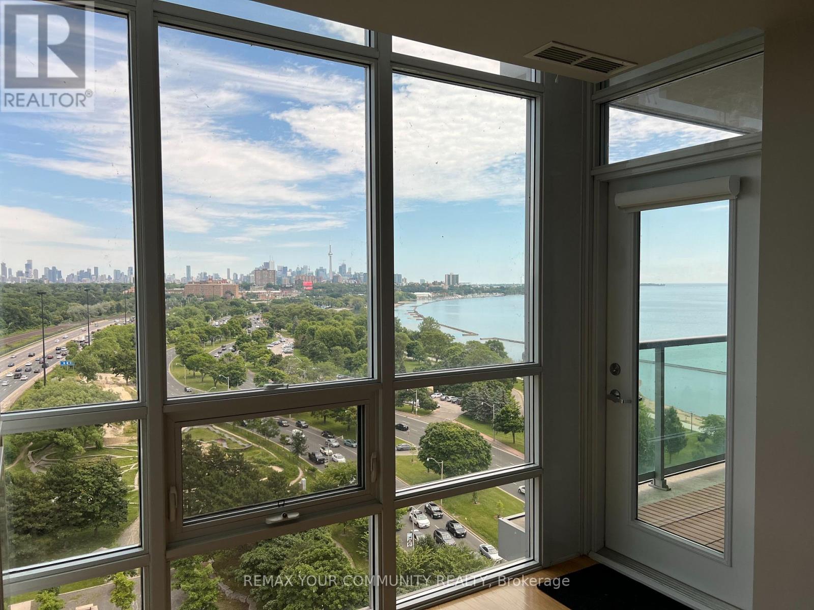 1409 - 1900 Lake Shore Boulevard W, Toronto, Ontario  M6S 1A4 - Photo 8 - W13507168