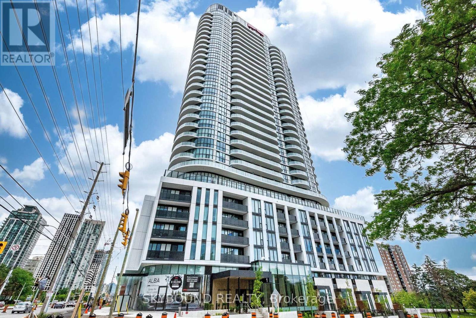 1502 - 1 Fairview Road E, Mississauga, Ontario  L5A 0B4 - Photo 2 - W13507278