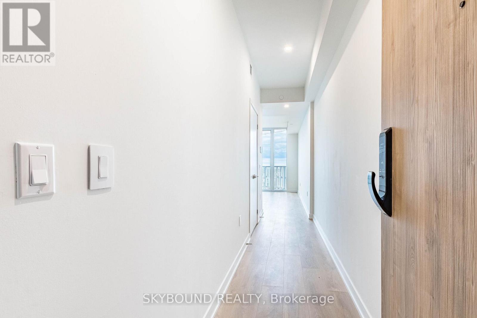 1502 - 1 Fairview Road E, Mississauga, Ontario  L5A 0B4 - Photo 13 - W13507278