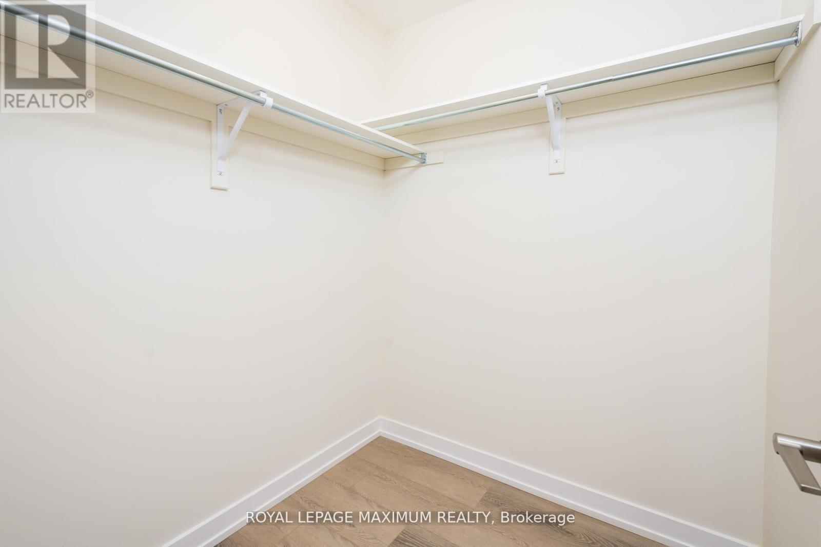 1357 Kaniv Street, Oakville, Ontario  L6M 4L8 - Photo 19 - W13507400