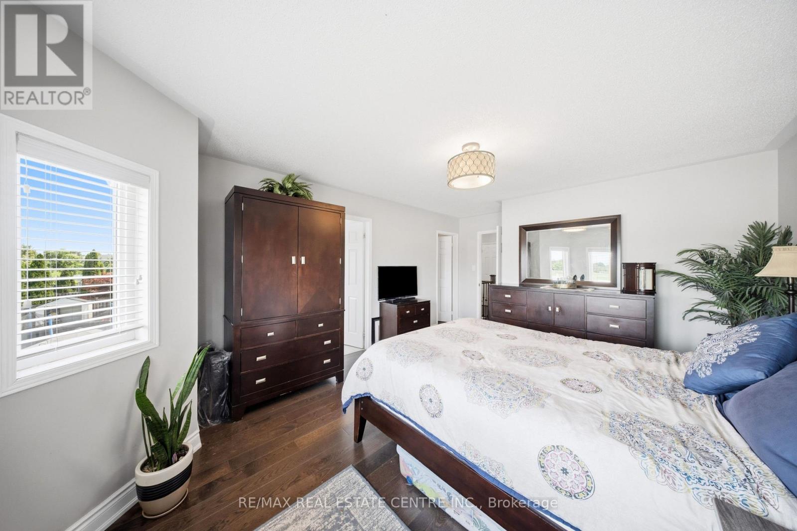 5875 Blue Spruce Avenue, Burlington, Ontario  L7L 7N7 - Photo 36 - W13507292