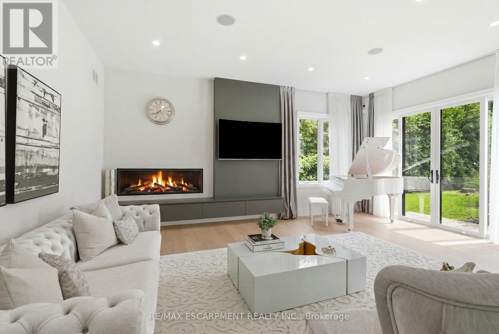 1544 Lochlin Trail, Mississauga, Ontario  L5G 3V7 - Photo 8 - W13507450