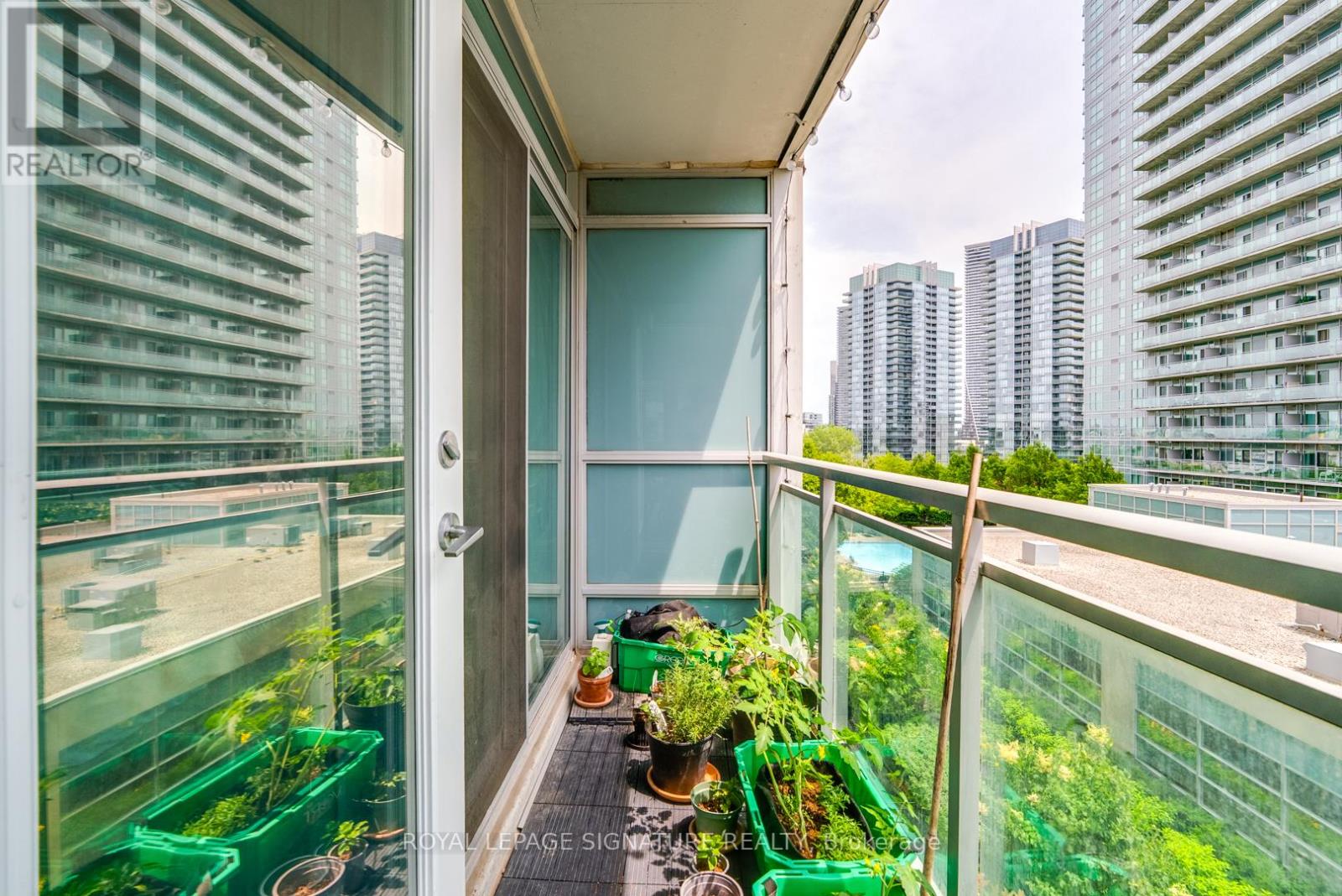 714 - 185 Legion Road, Toronto, Ontario  M8Y 0A1 - Photo 18 - W13507484
