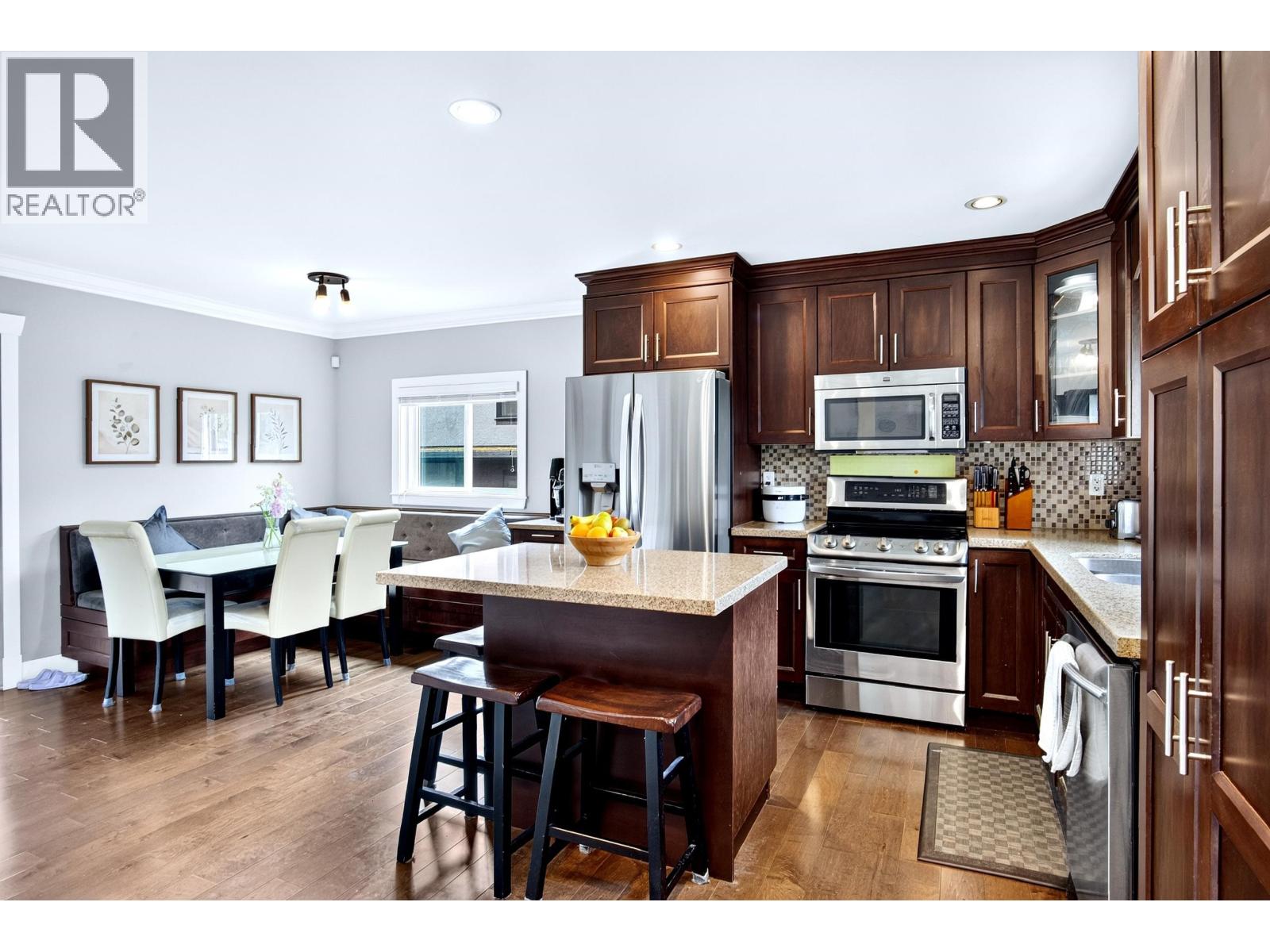 369 Mundy Street, Coquitlam, British Columbia  V3K 5M7 - Photo 4 - R3141518