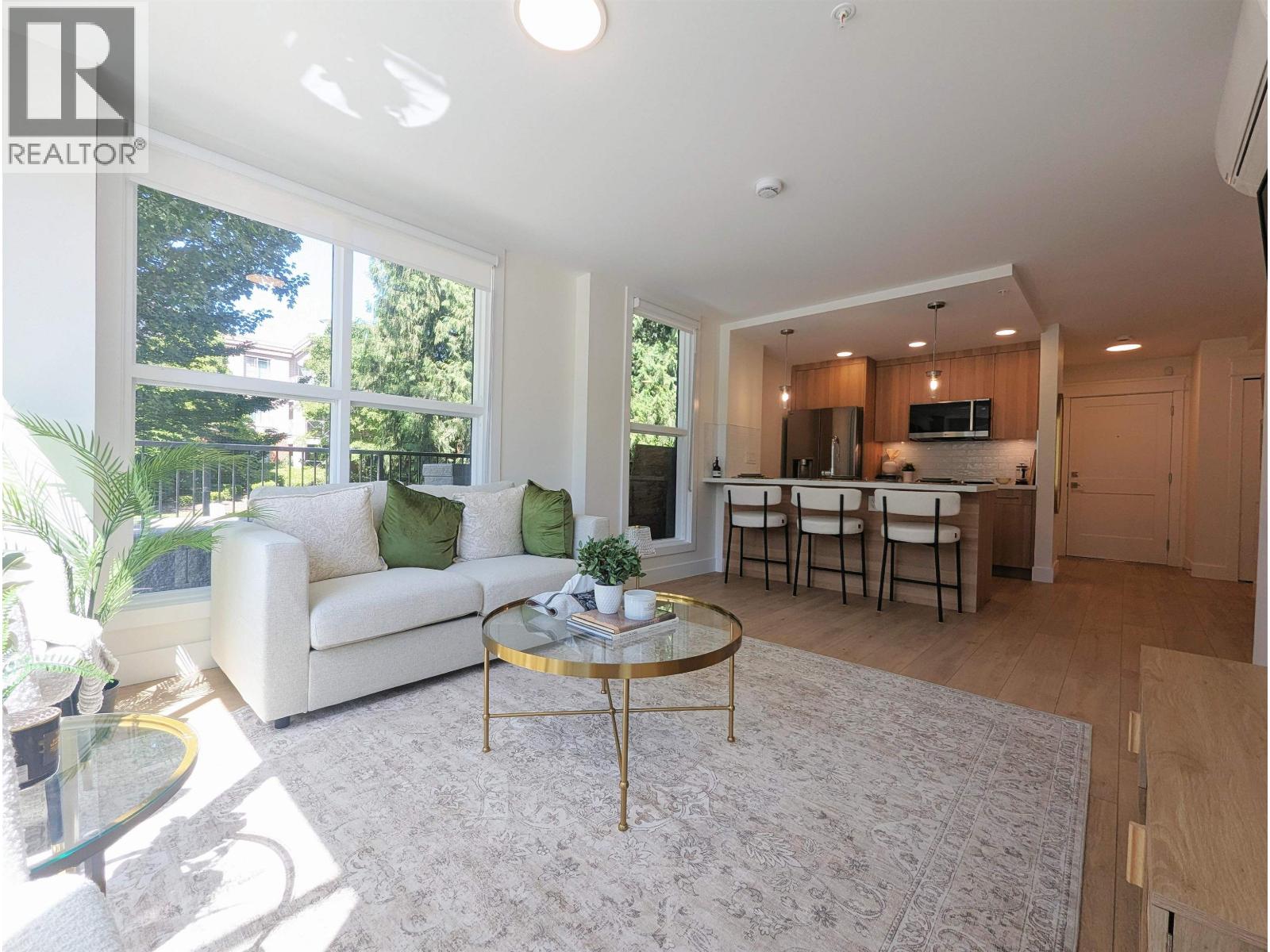 108 2368 Shaughnessy, Coquitlam, British Columbia  V3C 3E3 - Photo 6 - R3099091