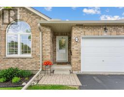 38 - 35 GREEN GATE BOULEVARD, Cambridge, Ontario