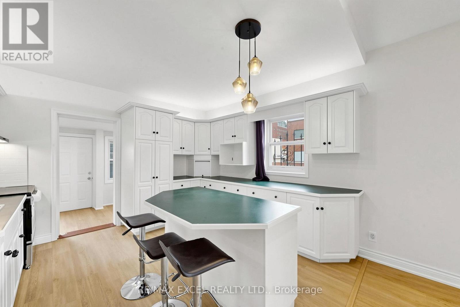 Main - 259 Victoria Avenue N, Hamilton, Ontario  L8L 5G3 - Photo 10 - X13507274