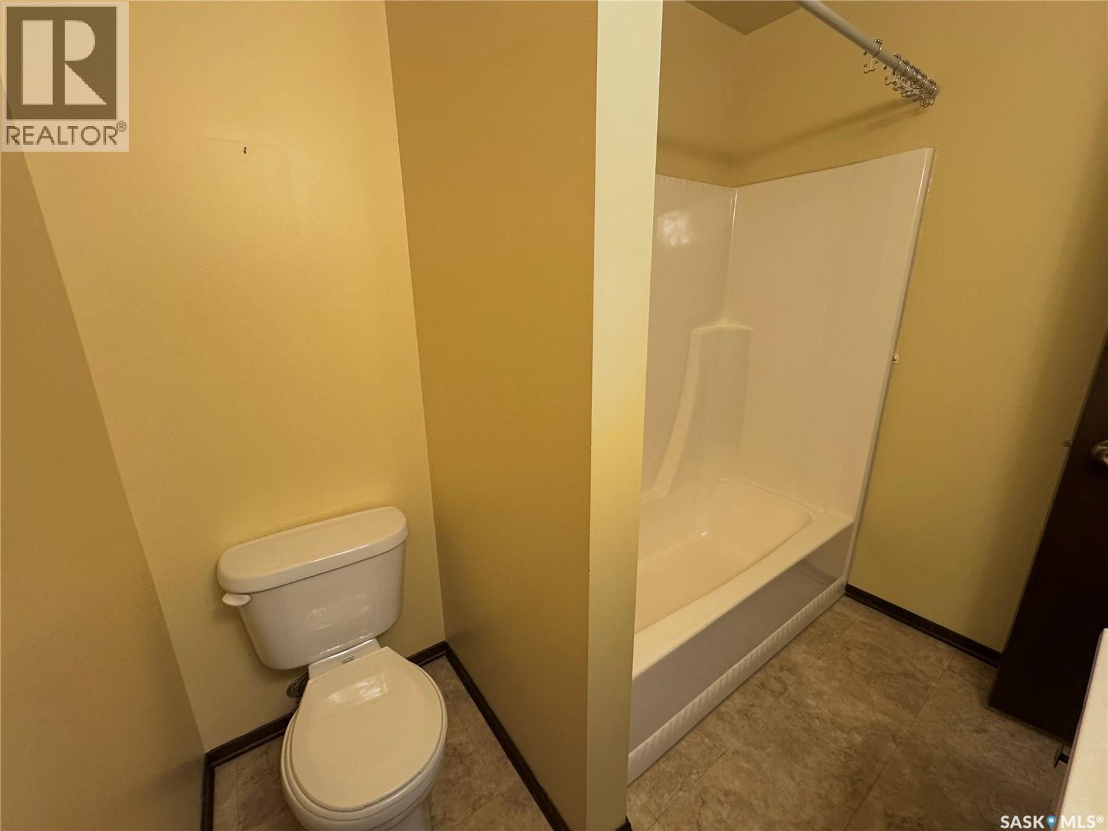 260 Battleford Trail, Swift Current, Saskatchewan  S9H 4J5 - Photo 14 - SK041045