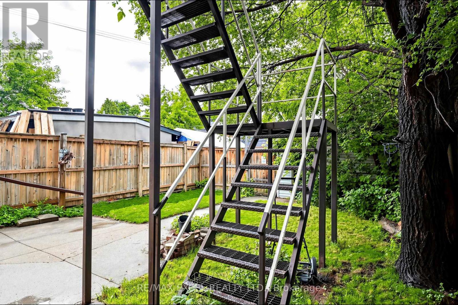 Third - 259 Victoria Avenue N, Hamilton, Ontario L8L 5G3 - Photo 18 - X13507514