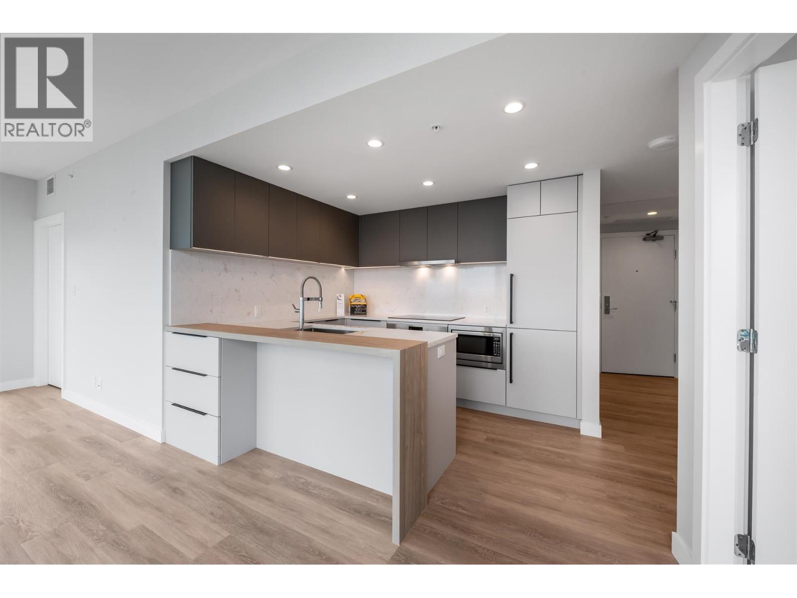 2909 567 Emerson Street, Coquitlam, British Columbia  V3J 0M8 - Photo 4 - R3141633