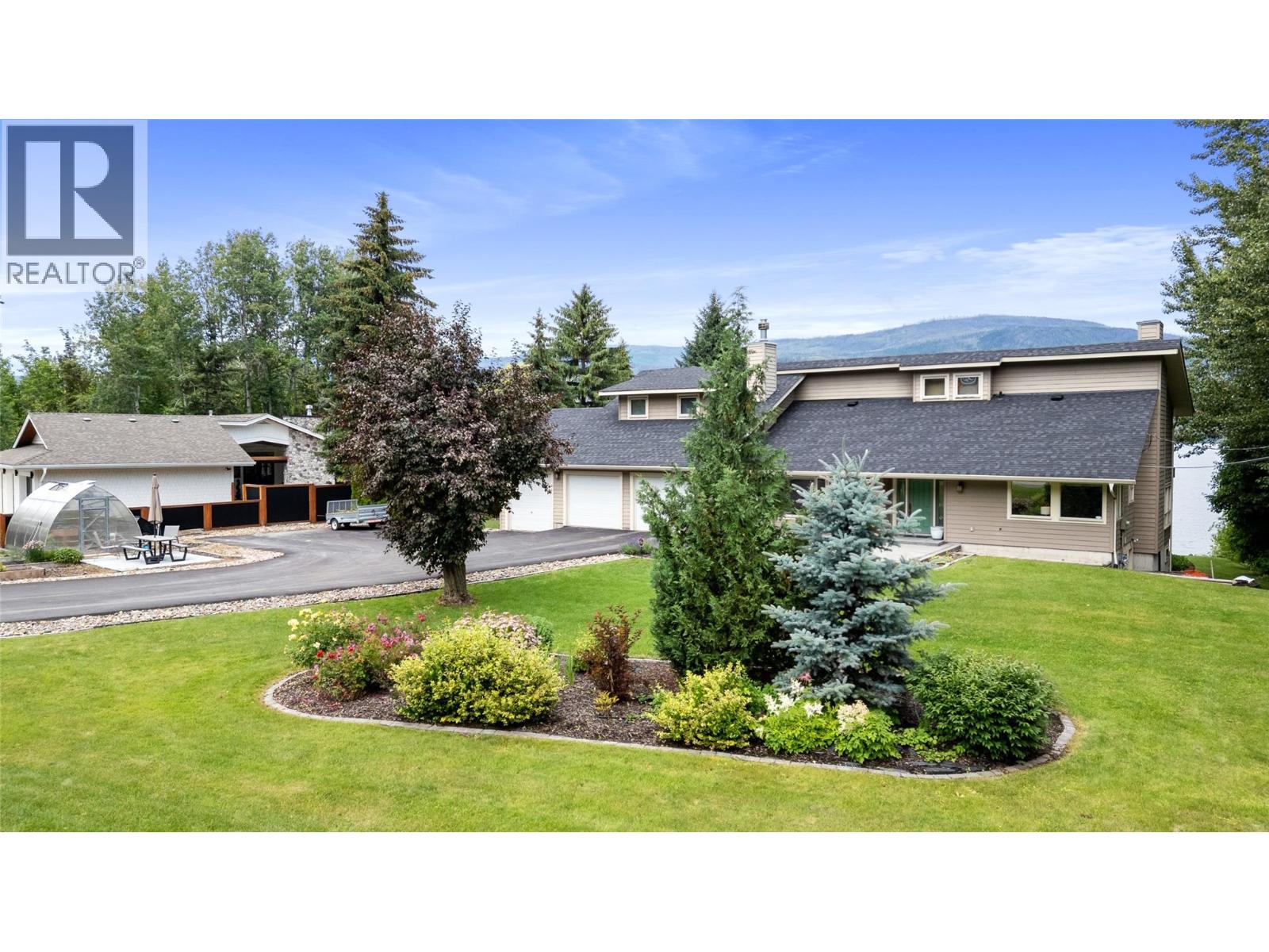 777 Coubeaux Place, Sorrento, British Columbia  V0E 2W1 - Photo 15 - 10393294