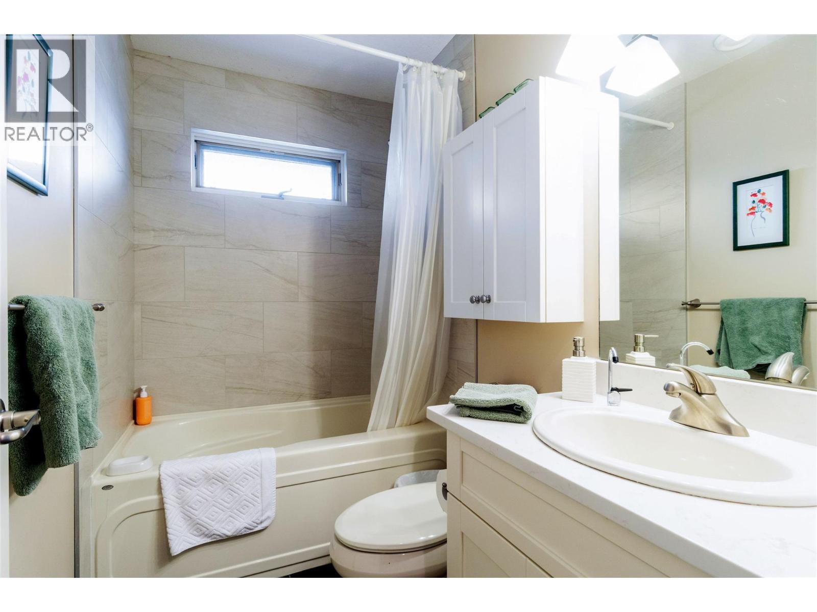 777 Coubeaux Place, Sorrento, British Columbia  V0E 2W1 - Photo 70 - 10393294
