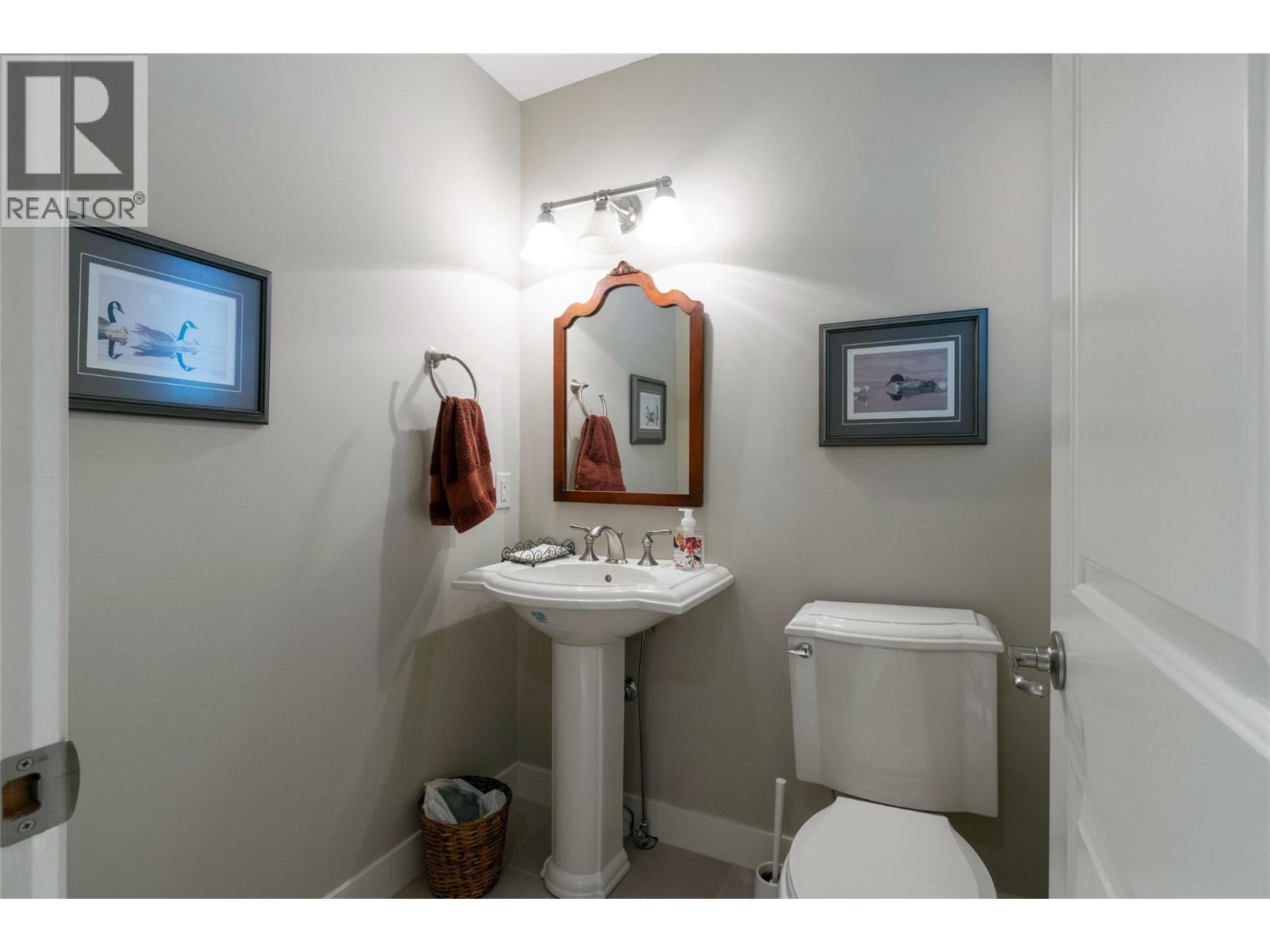 777 Coubeaux Place, Sorrento, British Columbia  V0E 2W1 - Photo 65 - 10393294