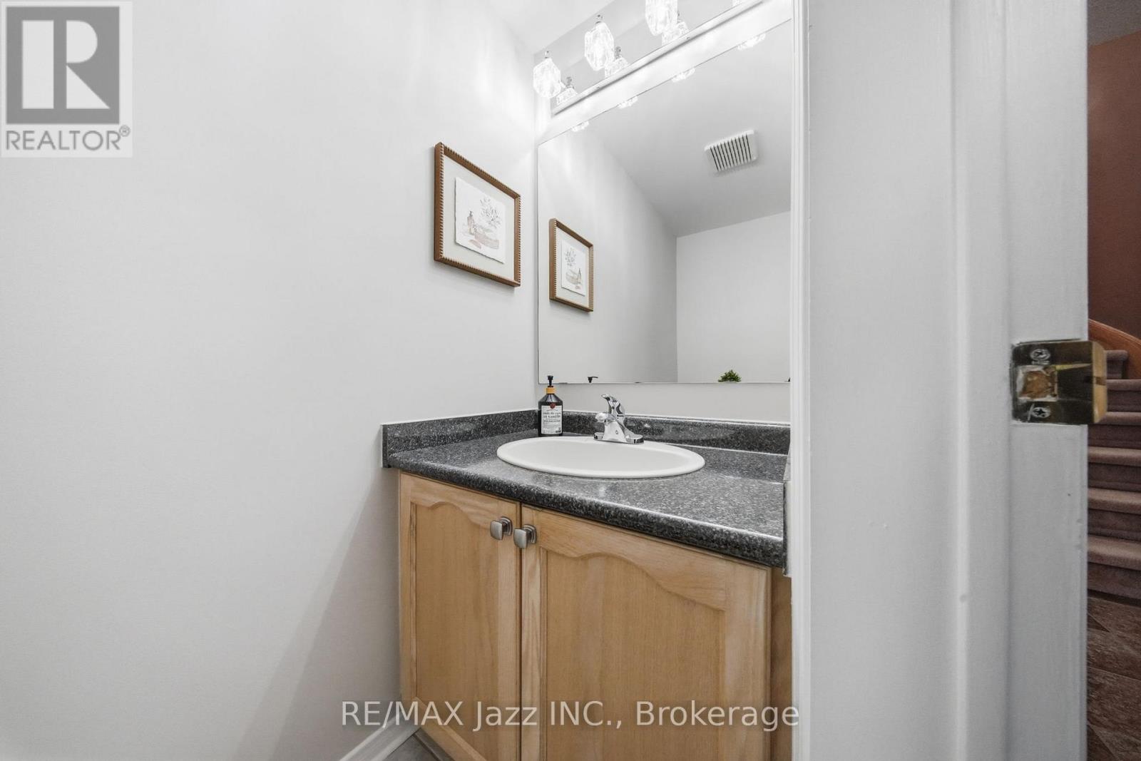 6 Aldcroft Crescent, Clarington, Ontario L1C 4P2 - Photo 20 - E13507022