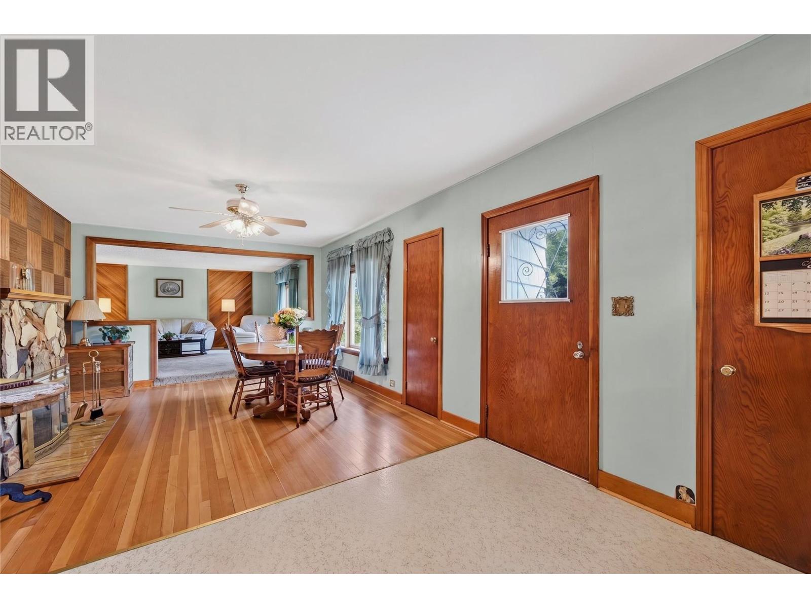 211 Maclure Avenue, Salmo, British Columbia  V0G 1Z0 - Photo 18 - 10393179