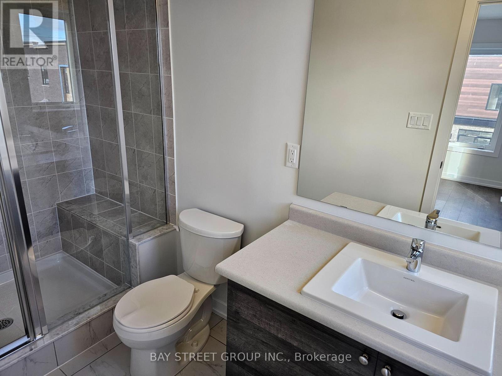52 Aki Thomas Gardens, Toronto, Ontario  M1P 0G3 - Photo 23 - E13507812