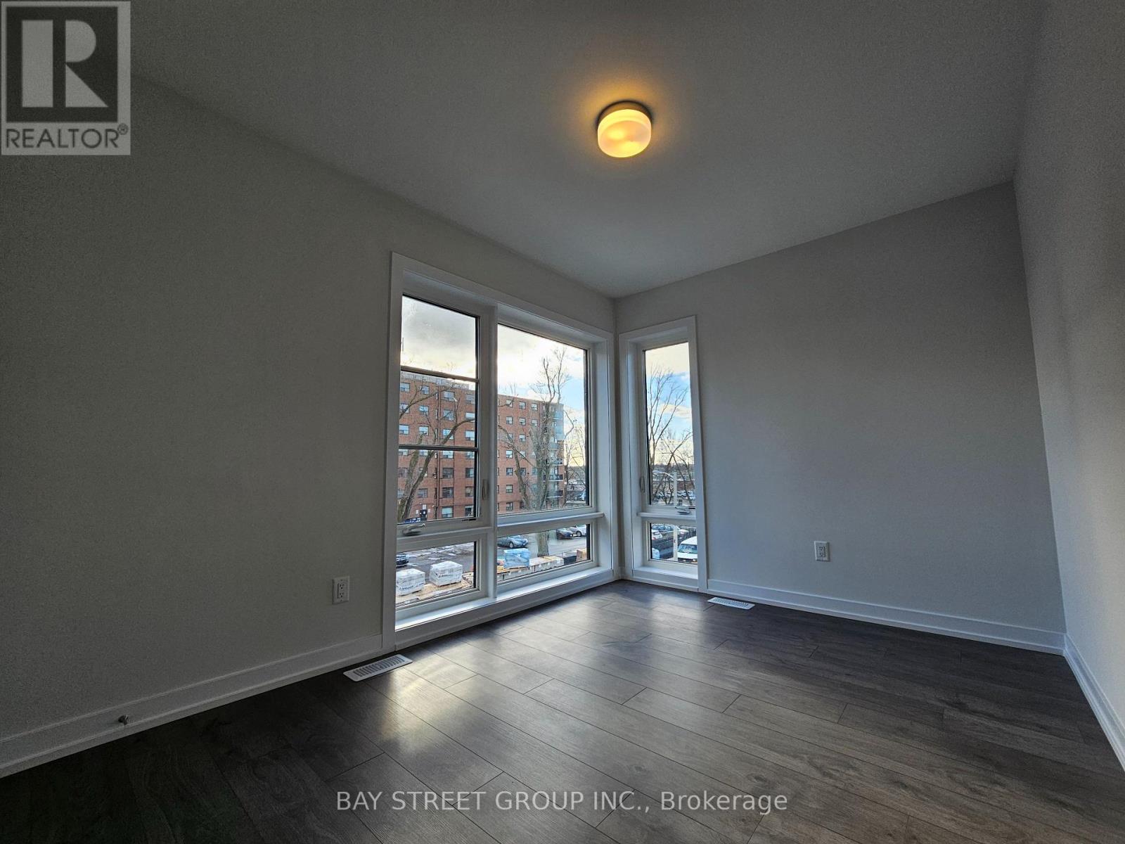 52 Aki Thomas Gardens, Toronto, Ontario  M1P 0G3 - Photo 31 - E13507812