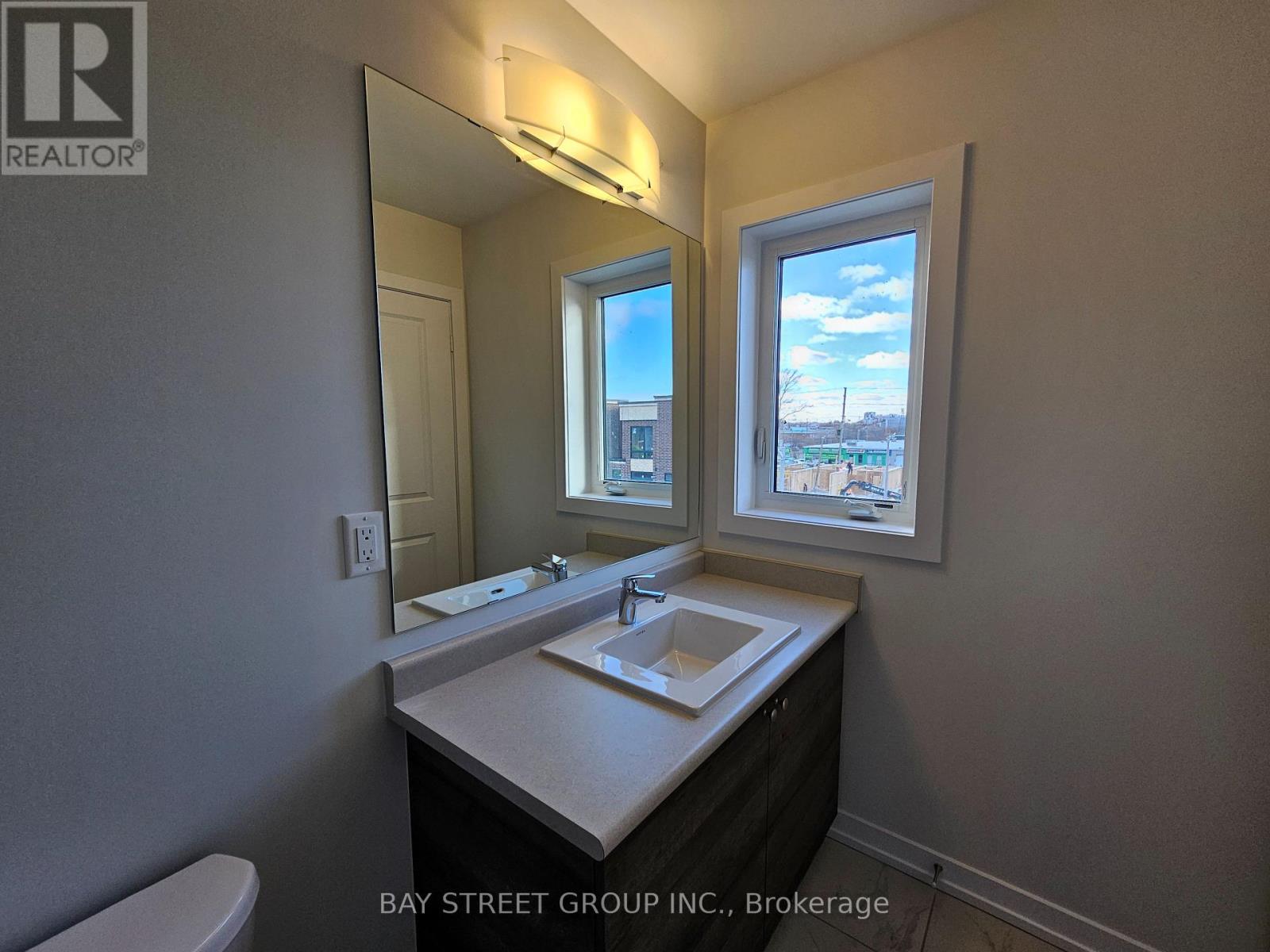 52 Aki Thomas Gardens, Toronto, Ontario  M1P 0G3 - Photo 35 - E13507812